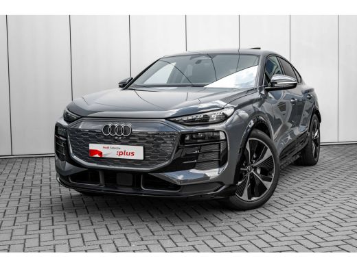 Audi Q6 e-tron S edition quattro 100 kWh 285 kW | Trekhaak | Luchtvering | B&O | Head-up | Panoramadak ActivLease financial lease
