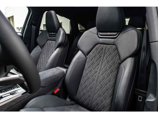 Audi Q6 e-tron S edition quattro 100 kWh 285 kW | Trekhaak | Luchtvering | B&O | Head-up | Panoramadak ActivLease financial lease