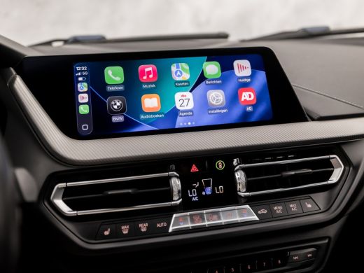 BMW 1 Serie 118i M Sport High Executive Automaat (KUIPSTOELEN, M PAKKET, APPLE CARPLAY, CAMERA, GETINT GLAS, ... ActivLease financial lease