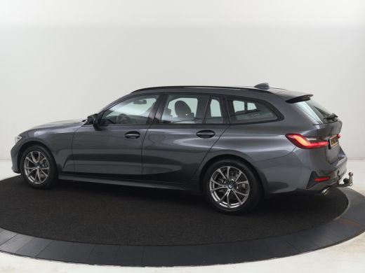 BMW 3 Serie 320i Executive Edition | Sport Line | Trekhaak | Harman/Kardon | Sfeerverlichting | Carplay | Hal... ActivLease financial lease