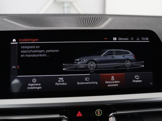 BMW 3 Serie 320i Executive Edition | Sport Line | Trekhaak | Harman/Kardon | Sfeerverlichting | Carplay | Hal... ActivLease financial lease