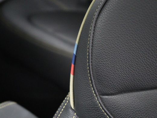 BMW X2 xDrive25e Goldplay Edition | SOH 82,1% | M Sport | Leder | Head-Up | Sportstoelen | 19'' velgen |... ActivLease financial lease