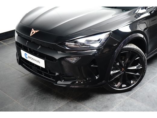 CUPRA Formentor 1.5 TSI e-Hybrid 204PK | Achteruitrijcamera | ACC | Elektrische achterklep | Verwarmd stuurwiel |... ActivLease financial lease
