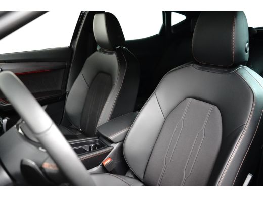 CUPRA Formentor 1.5 TSI e-Hybrid 204PK | Achteruitrijcamera | ACC | Elektrische achterklep | Verwarmd stuurwiel |... ActivLease financial lease