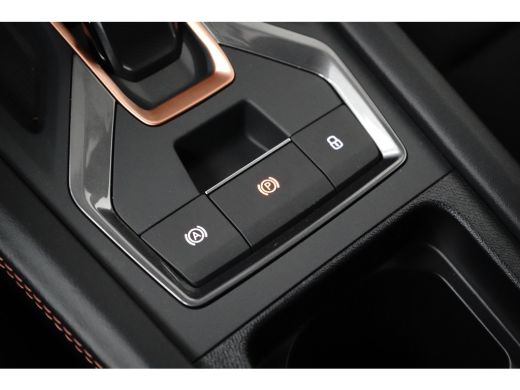 CUPRA Formentor 1.5 TSI e-Hybrid 204PK | Achteruitrijcamera | ACC | Elektrische achterklep | Verwarmd stuurwiel |... ActivLease financial lease