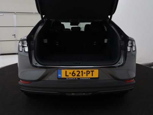 Ford Mustang Mach-E Mach-E Extended RWD 98 kWh | SOH 93,1% | Panoramadak | 360 Camera | Leder | Stoel & stuurverwarmi... ActivLease financial lease