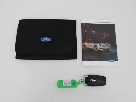 Ford Mustang Mach-E Mach-E Extended RWD 98 kWh | SOH 93,1% | Panoramadak | 360 Camera | Leder | Stoel & stuurverwarmi... ActivLease financial lease