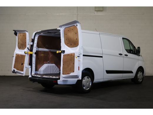 Ford Transit Custom 2.0 TDCI 130pk L2 H1 Trend Airco Camera Apple Carplay ActivLease financial lease