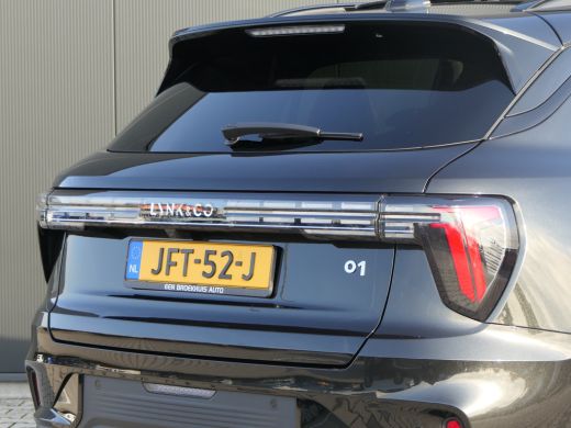 Lynk & Co 01 More | Apple Carplay/Android Auto|telefoonintegratie premium | Audio installatie premium | Blueto... ActivLease financial lease