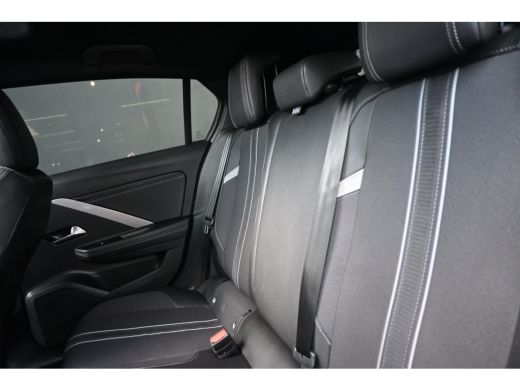 Opel Astra 1.2 Turbo Hybrid GS 145pk | Schuif-/Kanteldak | Navigatie | Stoel/Stuurverwarming | AGR-Stoelen |... ActivLease financial lease