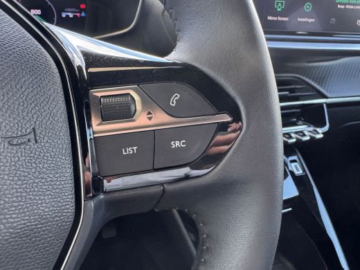 Peugeot 2008 100PK Allure | Camera | Navigatie | Keyless Entery / Start | Cruise Control | DAB | Apple Carplay... ActivLease financial lease