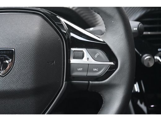 Peugeot 2008 1.2 Hybrid 145 Allure Tot 8 Jaar Garantie! | Navigatie | Achteruitrijcamera | Draadloos Apple Car... ActivLease financial lease