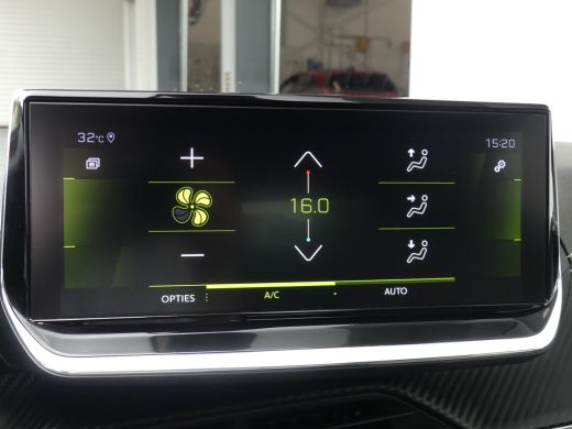 Peugeot 208 1.2 PureTech GT Pack | TREKHAAK | CAMERA | ADAPTIVE CRUISE | DODEHOEKDETECTIE | STOELVERWARMING |... ActivLease financial lease