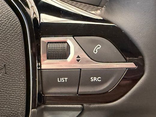 Peugeot 208 Allure | Elektrische parkeerrem | Extra getinte achterste zijruiten en achterruit | Extra getinte... ActivLease financial lease