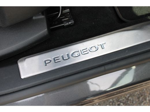 Peugeot 3008 1.2 PureTech EAT8 GT Pack Business | Automaat | Panorama/schuifdak | Black Pack | Trekhaak | Stoe... ActivLease financial lease