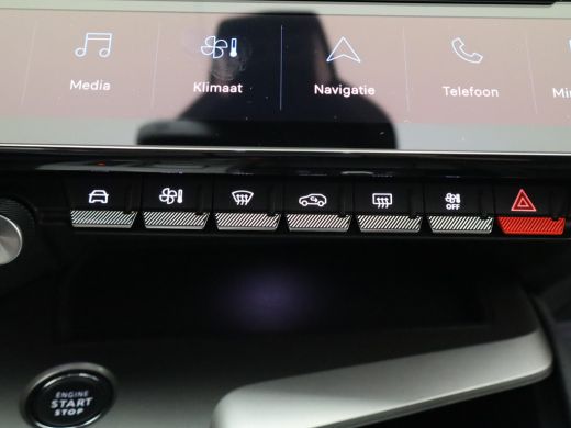 Peugeot 308 1.6 HYbrid 180 Allure Pack Business PHEV | 360 Graden Camera | Dodehoekbewaking | Stoel en Stuur ... ActivLease financial lease