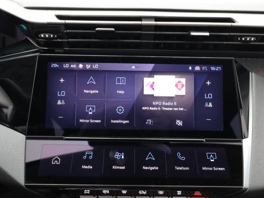 Peugeot 308 1.6 HYbrid 180 Allure Pack Business PHEV | 360 Graden Camera | Dodehoekbewaking | Stoel en Stuur ... ActivLease financial lease