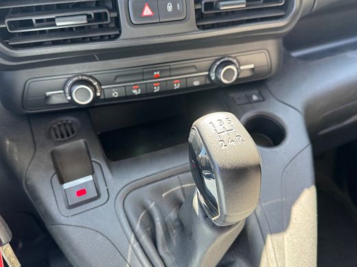 Peugeot Partner 1.6 BlueHDI 75PK PREMIUM euro 6 CRUISE/CARPLAY/ELEKTR.RAMEN ActivLease financial lease