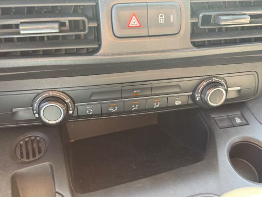 Peugeot Partner 1.6 BlueHDI 75PK PREMIUM euro 6 CRUISE/CARPLAY/ELEKTR.RAMEN ActivLease financial lease