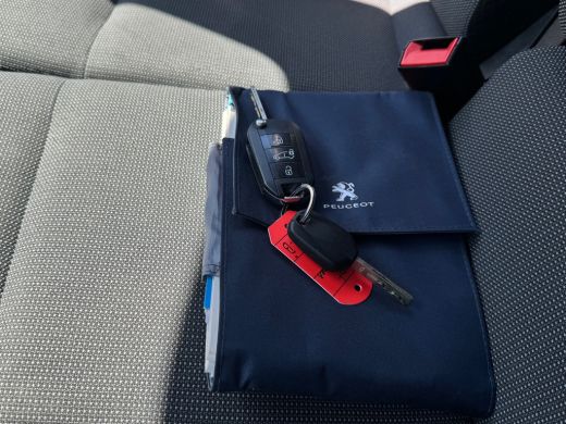 Peugeot Partner 1.6 BlueHDI 75PK PREMIUM euro 6 CRUISE/CARPLAY/ELEKTR.RAMEN ActivLease financial lease