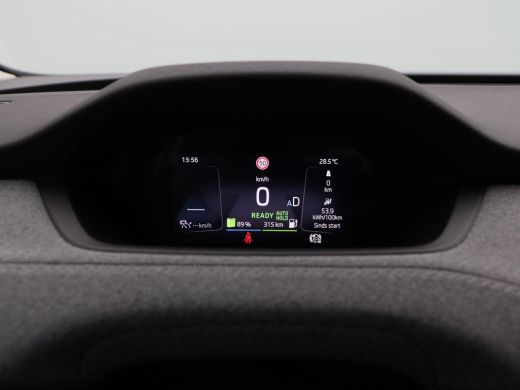 Skoda Enyaq iV 80 204 Pk | Stoel/Stuurverwarming | Adaptive Cruise | Camera | Warmtepomp | Half Leer | CarPlay |... ActivLease financial lease