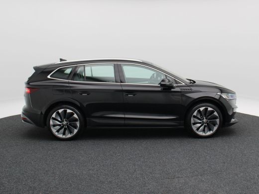 Skoda Enyaq iV 80 204 Pk | Stoel/Stuurverwarming | Adaptive Cruise | Camera | Warmtepomp | Half Leer | CarPlay |... ActivLease financial lease