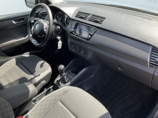 Skoda Fabia Combi 1.0 TSI Style 1Eig DAB Carplay Stoelverw. Black metal ActivLease financial lease