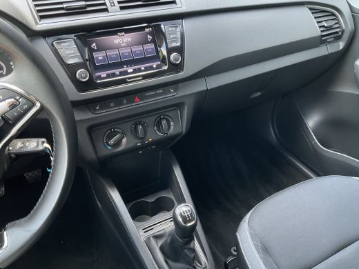 Skoda Fabia Combi 1.0 TSI Style 1Eig DAB Carplay Stoelverw. Black metal ActivLease financial lease