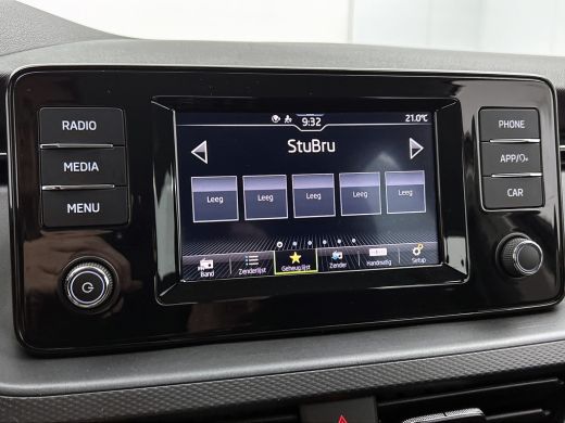 Skoda Kamiq 1.0 TSI 111PK Active / Hoge instap / 6Versn. / Pdc. / Airco / Radio multimedia  / Cruis controle ... ActivLease financial lease