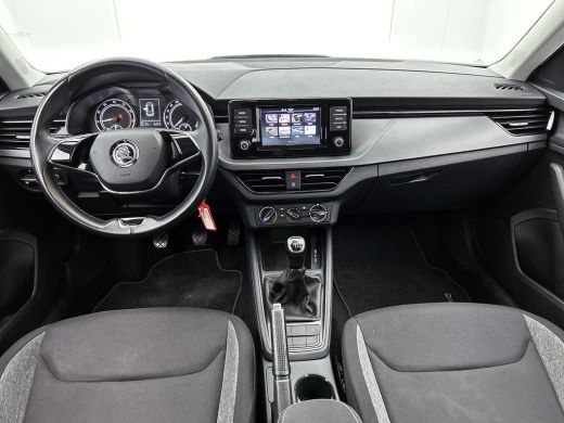 Skoda Kamiq 1.0 TSI 111PK Active / Hoge instap / 6Versn. / Pdc. / Airco / Radio multimedia  / Cruis controle ... ActivLease financial lease
