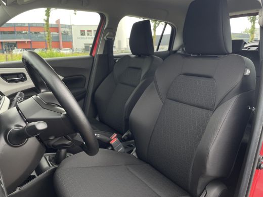 Suzuki Swift 1.2 Comfort Smart Hybrid | Demo direct leverbaar | Achteruitrijcamera | Dodehoek assistent | Adap... ActivLease financial lease