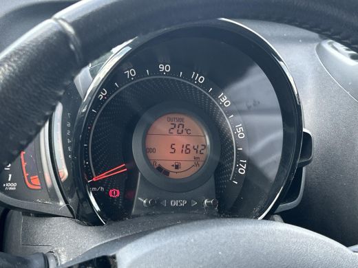 Toyota Aygo 1.0 VVT-i x-joy **CLIMATE CONTROL/ APPLE CARPLAY/ LM VELGEN** ActivLease financial lease
