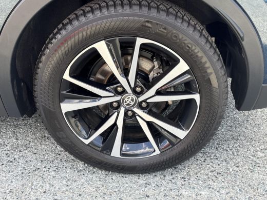 Toyota C-HR 1.8 Hybrid 140 Dynamic **KEYLESS/ DODEHOEK DETECTIE/ PARKEERSENSOREN** ActivLease financial lease