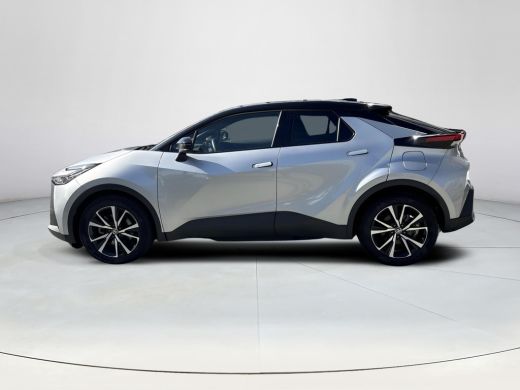 Toyota C-HR 2.0 Plug-in Hybrid 220 Dynamic **DODEHOEK DETECTIE/ PARKEERSENSOREN/ STUURVERWARMING** ActivLease financial lease