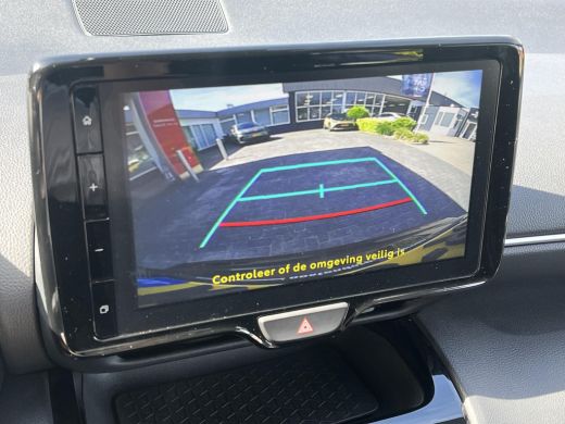 Toyota Yaris Cross 1.5 Hybrid Dynamic | Dode hoek waarschuwing | Stoel- + stuurverwarming | Navigatie | Keyless entry | ActivLease financial lease