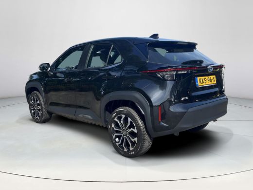 Toyota Yaris Cross 1.5 Hybrid Dynamic | Dode hoek waarschuwing | Stoel- + stuurverwarming | Navigatie | Keyless entry | ActivLease financial lease