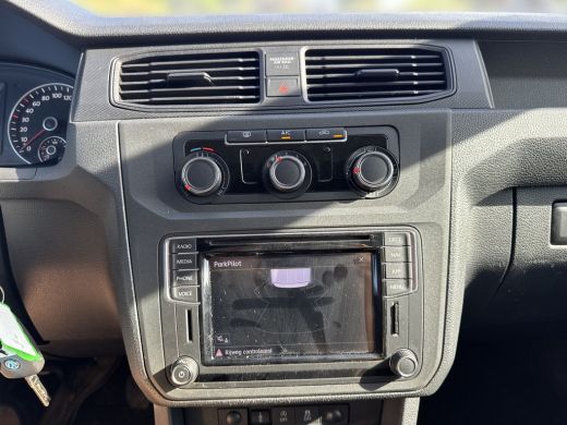 Volkswagen Caddy 2.0 TDI 4x4 123PK L2 Maxi 4 Motion BMT Airco Cruise Control Off-Road Trekhaak ActivLease financial lease