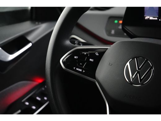 Volkswagen ID.3 150PK 45kWh Pure Performance | NAVIGATIE | 19 INCH | CLIMATE CONTROL | NIEUWSTAAT! ActivLease financial lease