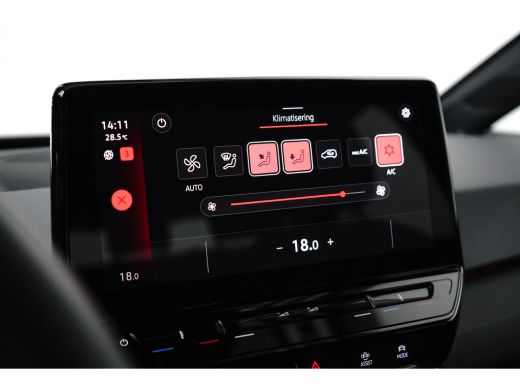 Volkswagen ID.3 150PK 45kWh Pure Performance | NAVIGATIE | 19 INCH | CLIMATE CONTROL | NIEUWSTAAT! ActivLease financial lease