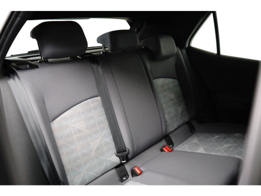 Volkswagen ID.3 150PK 45kWh Pure Performance | NAVIGATIE | 19 INCH | CLIMATE CONTROL | NIEUWSTAAT! ActivLease financial lease