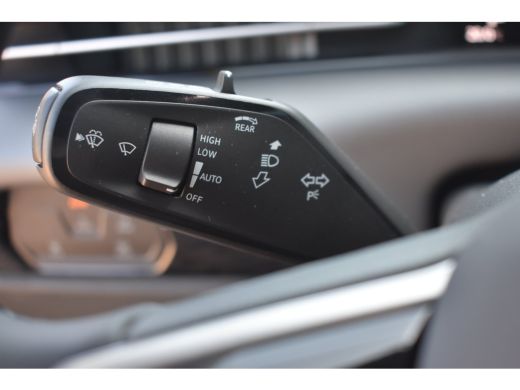 Volkswagen ID.7 77 kWh 286PK Limited Edition | TREKHAAK | NAVIGATIE | HUD | CAMERA | STOELVERW. | 19 INCH ActivLease financial lease