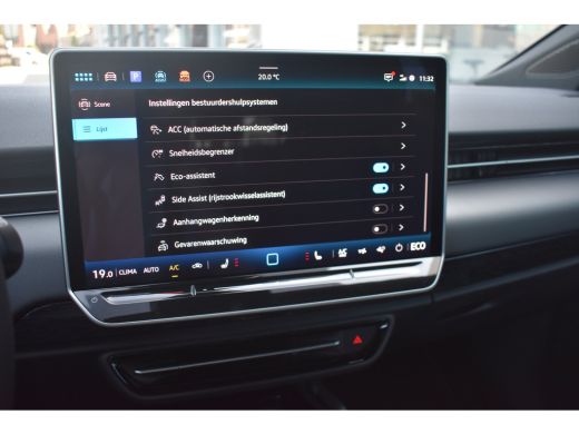 Volkswagen ID.7 77 kWh 286PK Limited Edition | TREKHAAK | NAVIGATIE | HUD | CAMERA | STOELVERW. | 19 INCH ActivLease financial lease