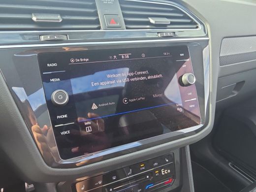 Volkswagen Tiguan 1.4 TSI eHybrid R-Line Business+ | PHEV | Trekhaak | Pano | A.cam | Winterpakket | 245Pk | SOH 89% | ActivLease financial lease