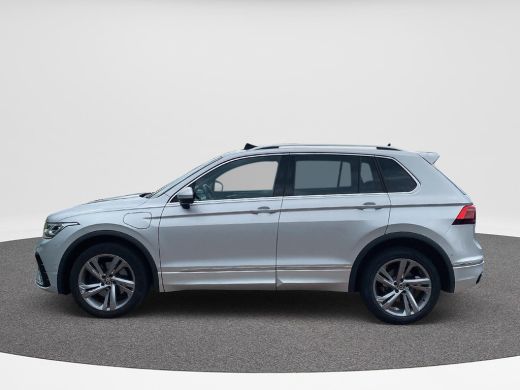 Volkswagen Tiguan 1.4 TSI eHybrid R-Line Business+ | PHEV | Trekhaak | Pano | A.cam | Winterpakket | 245Pk | SOH 89% | ActivLease financial lease