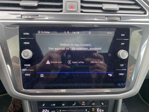 Volkswagen Tiguan 1.4 TSI eHybrid R-Line Business+ | PHEV | Trekhaak | Pano | A.cam | Winterpakket | 245Pk | SOH 89% | ActivLease financial lease