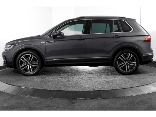 Volkswagen Tiguan 1.5 TSI 150 PK Life Business | Trekhaak | Dig. Cockpit | Adapt. Cruise | Stuur-+stoelverw. | Came... ActivLease financial lease