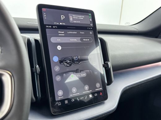 Volvo  EX30 Single Motor Plus 51 kWh | 18" | Stoel/Stuurverwarming | Harman Kardon | Parkeercamera | Keyless ... ActivLease financial lease