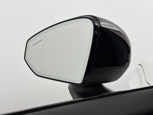 Volvo  EX30 Single Motor Plus 51 kWh | 18" | Stoel/Stuurverwarming | Harman Kardon | Parkeercamera | Keyless ... ActivLease financial lease