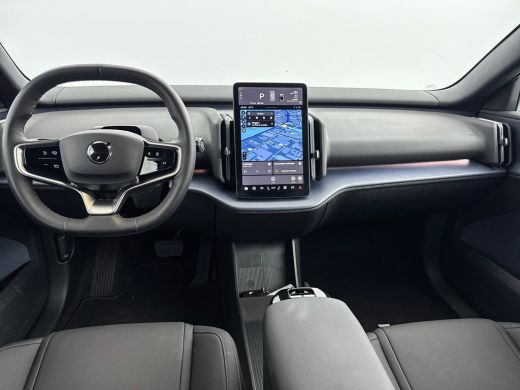 Volvo  EX30 Single Motor Plus 51 kWh | 18" | Stoel/Stuurverwarming | Harman Kardon | Parkeercamera | Keyless ... ActivLease financial lease