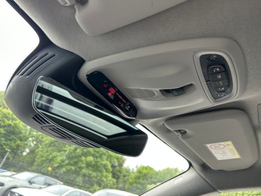 Volvo  XC40 1.5 T4 Plug-in hybrid Ultimate Dark | Panoramadak | Harman/Kardon | Leder | Camera | ActivLease financial lease
